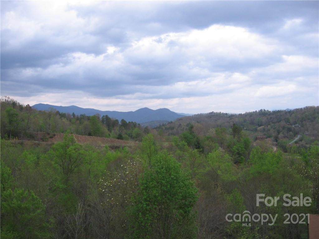 295 Sawgrass Drive - Photo 1