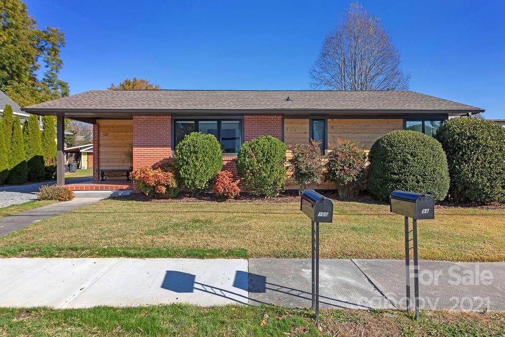 98 French Broad Street - Photo 1