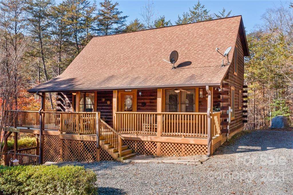 529 Raven Boulevard - Photo 1