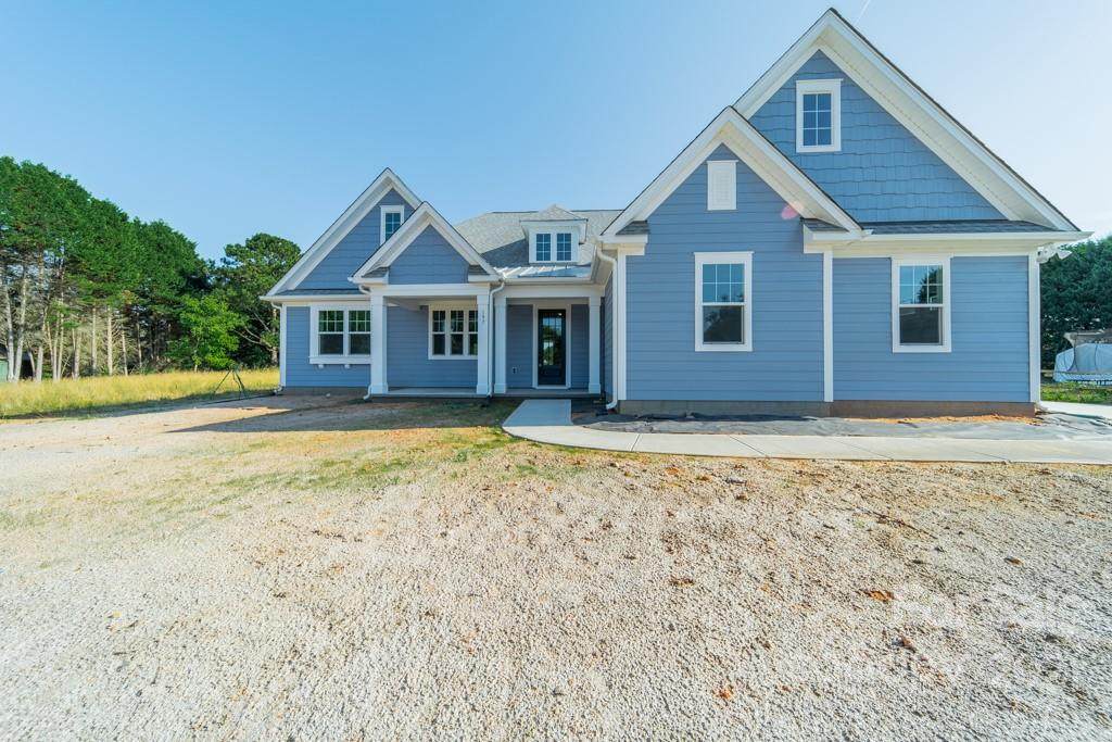 547 Muirfield Way - Photo 1