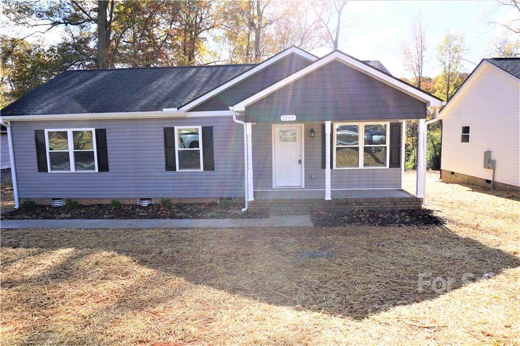1207 Birch Street - Photo 1