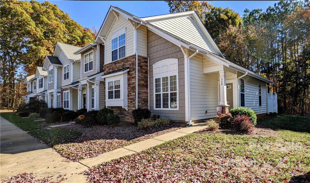 928 Coffee Tree Lane - Photo 1