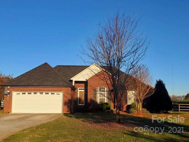 1034 Walnut Springs Court - Photo 1