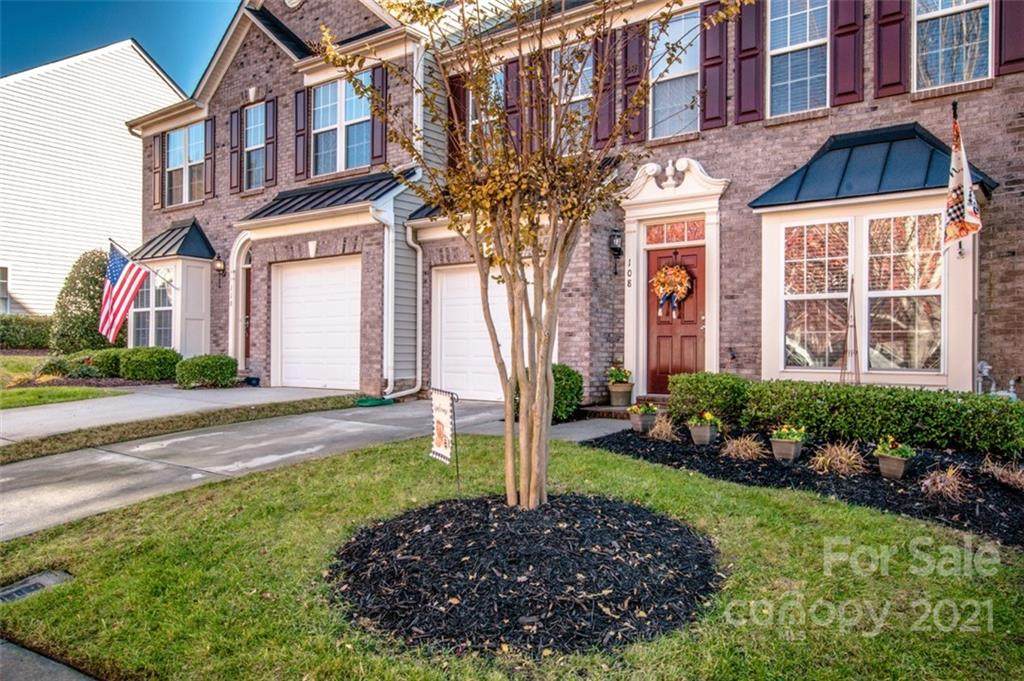 108 Arcadian Way - Photo 1