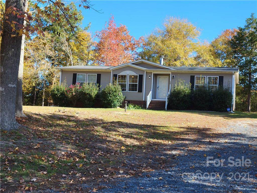 135 Myrick Drive - Photo 1