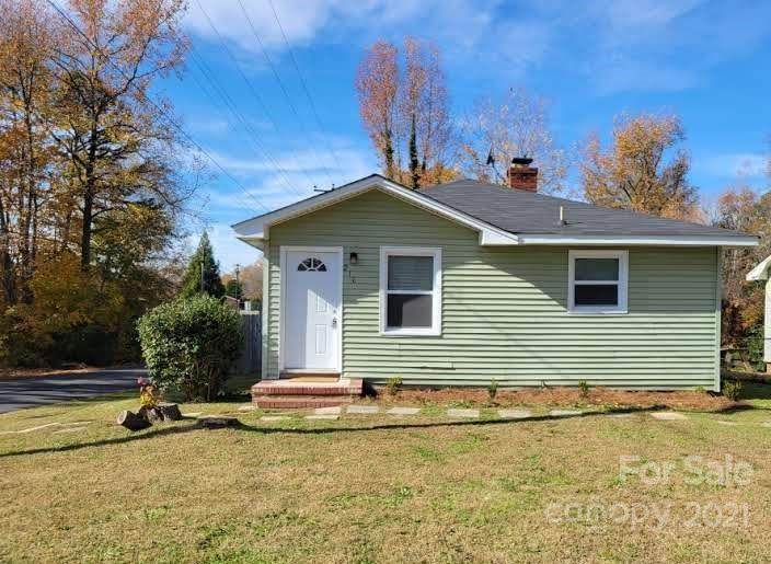 216 Bogan Avenue - Photo 1