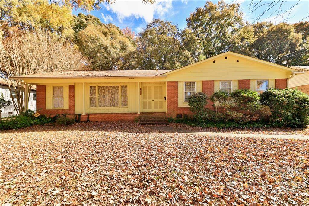 4523 Carriage Drive Circle - Photo 1