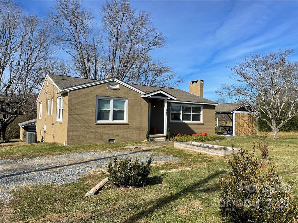 644 Country Club Road - Photo 1
