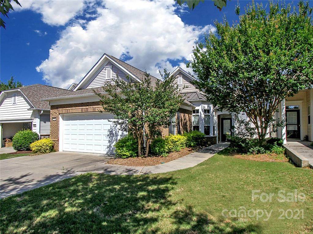 3054 Azalea Drive - Photo 1