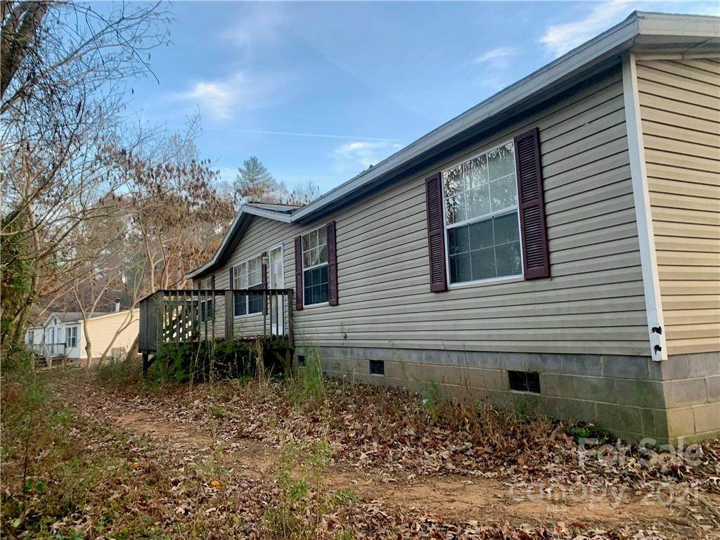 102 Sycamore Drive - Photo 1