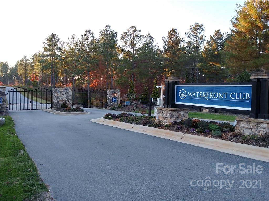 1656 Coveside Drive - Photo 1