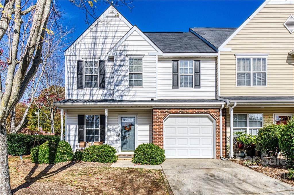 9444 Elizabeth Townes Lane - Photo 1