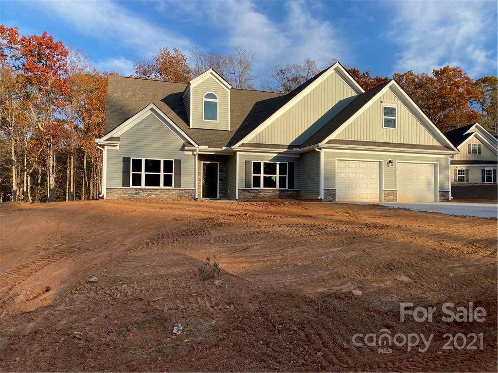 130 Holly Springs Loop - Photo 1