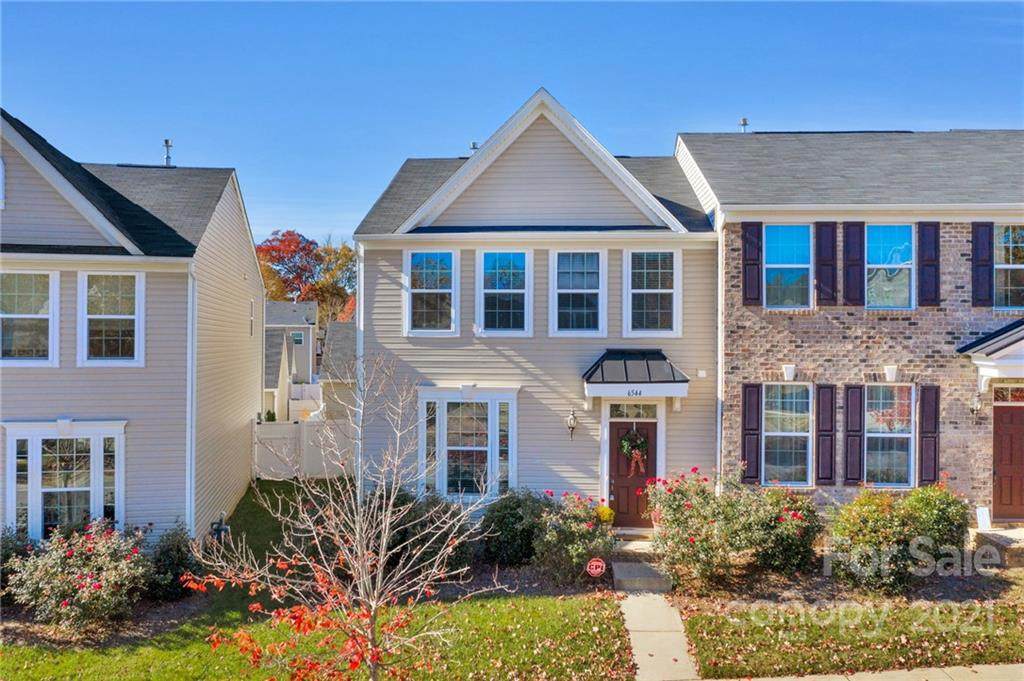 6544 Hasley Woods Drive - Photo 1