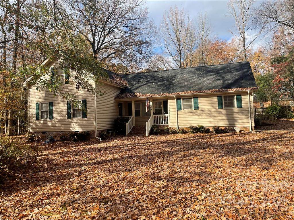 1334 Kent Drive - Photo 1