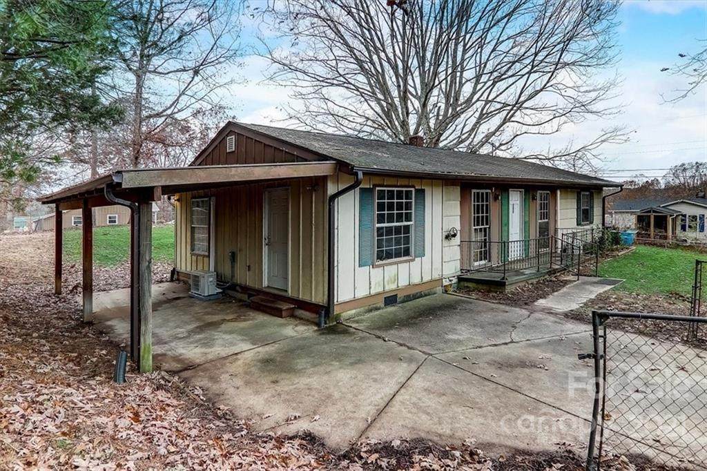 346 Oakview Park Road - Photo 1