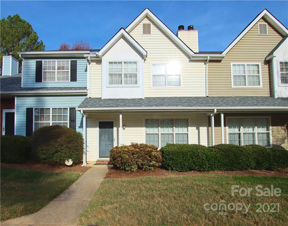 5618 Prescott Court - Photo 1
