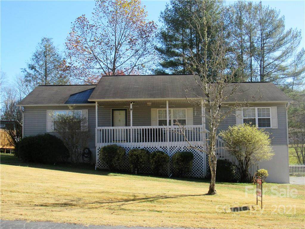 131 Roberts Ridge Drive - Photo 1
