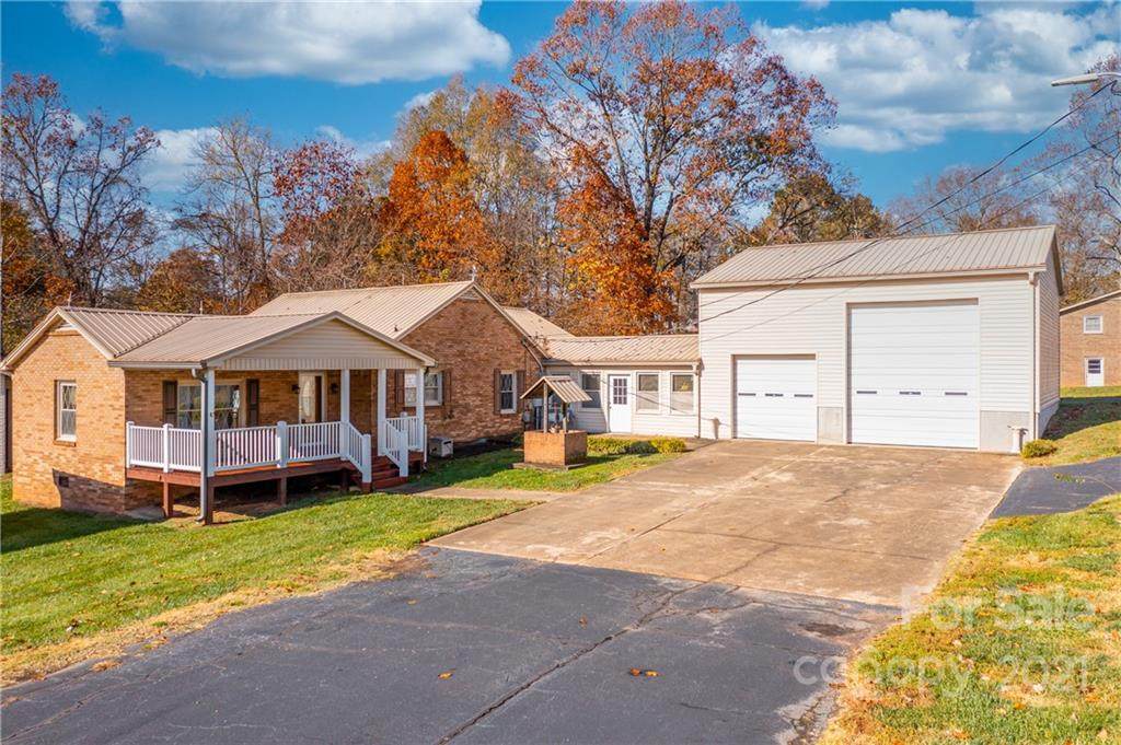 1679 Meadow Lane - Photo 1