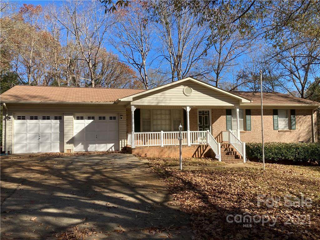 1608 Patriot Way - Photo 1