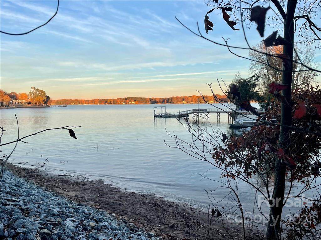 4508 Kiser Island Road - Photo 1