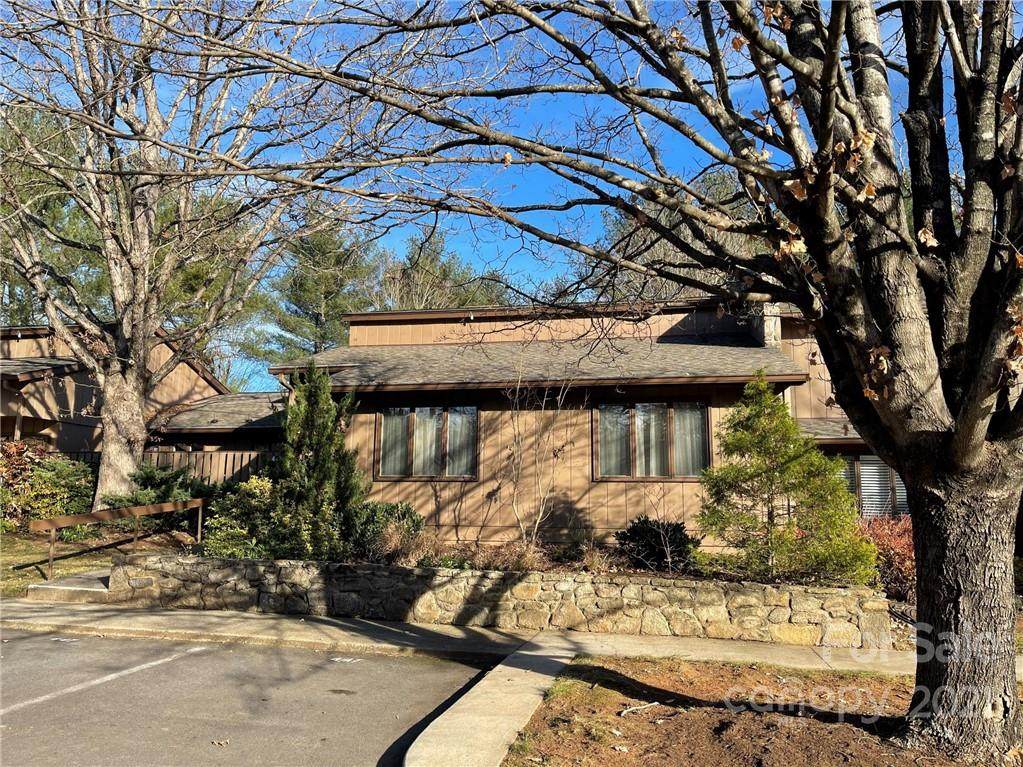 447 Crowfields Drive - Photo 1