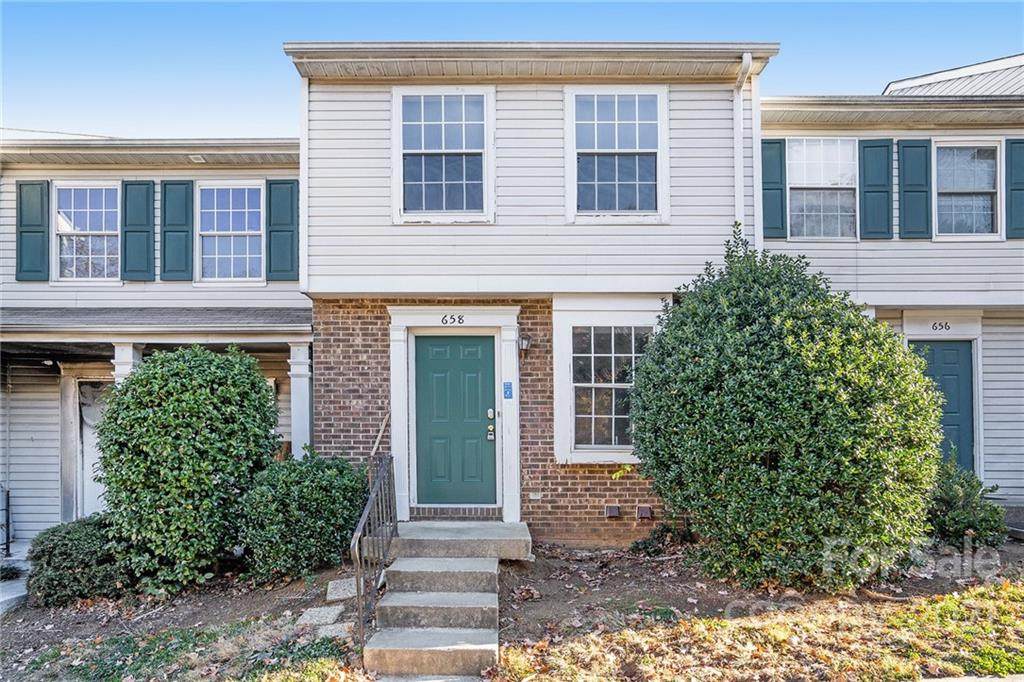 658 Lex Drive - Photo 1