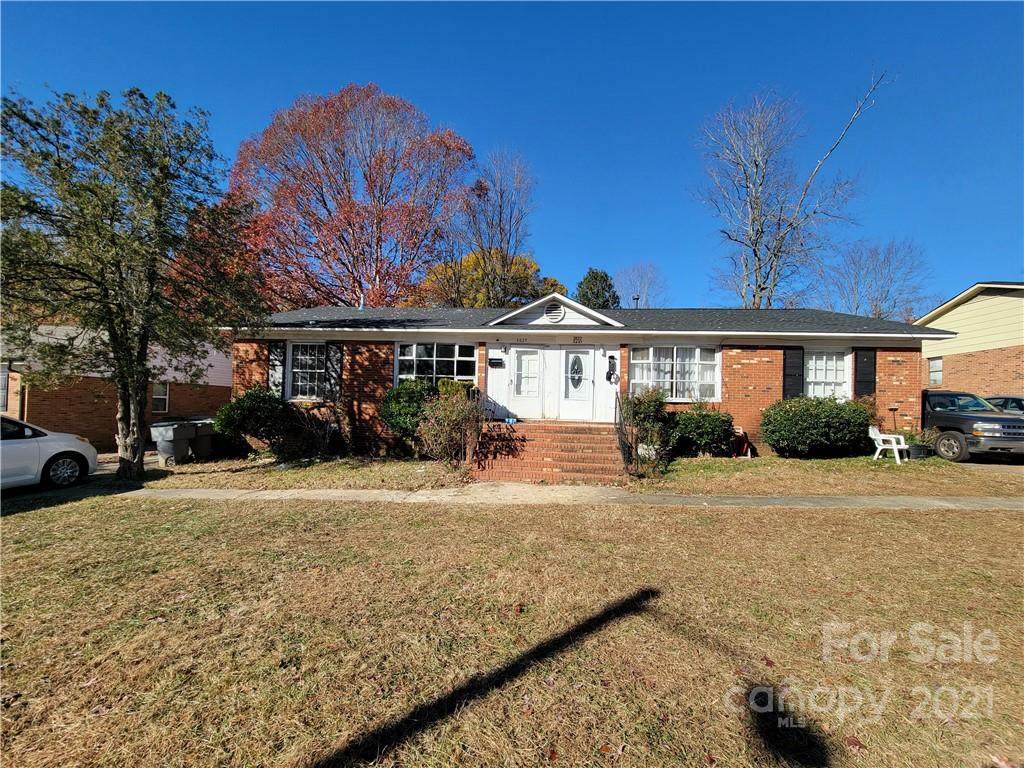3625 and 3627 Driftwood Drive - Photo 1