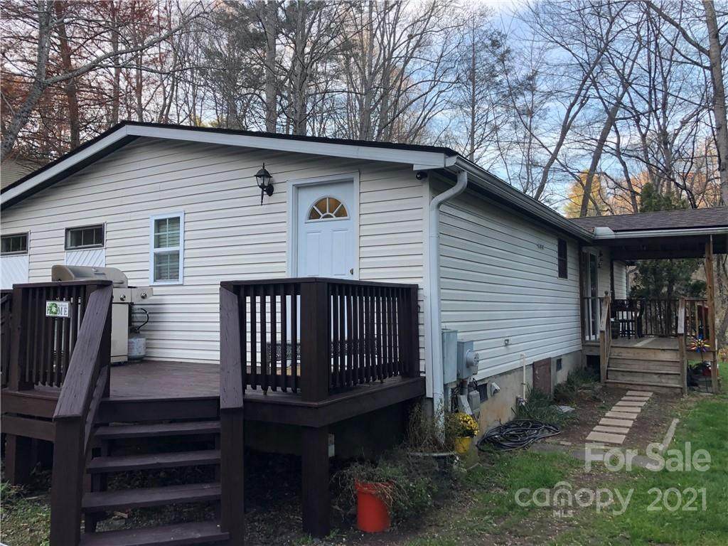 3 Heath Lane - Photo 1