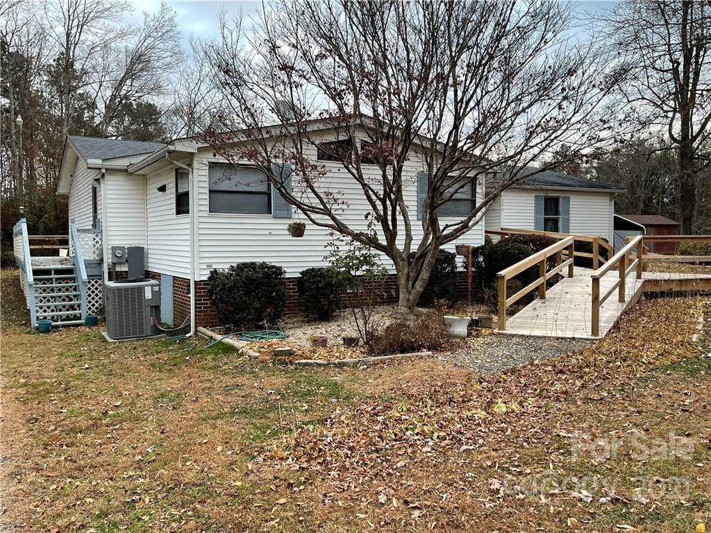 151 Pinehaven Drive - Photo 1