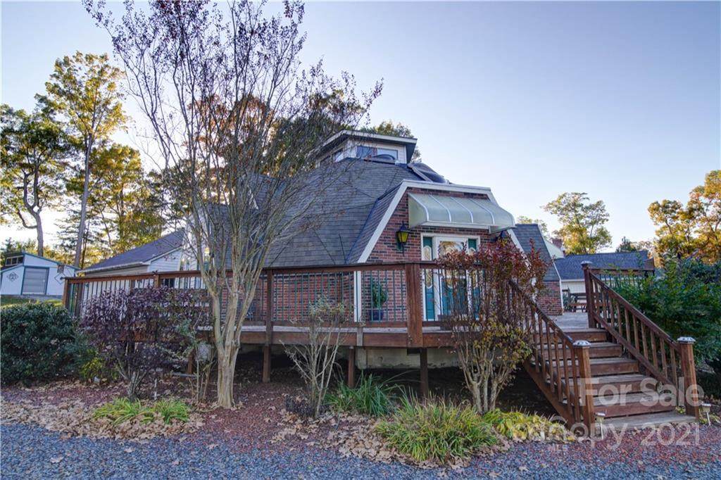 210 Aviation Lane - Photo 1