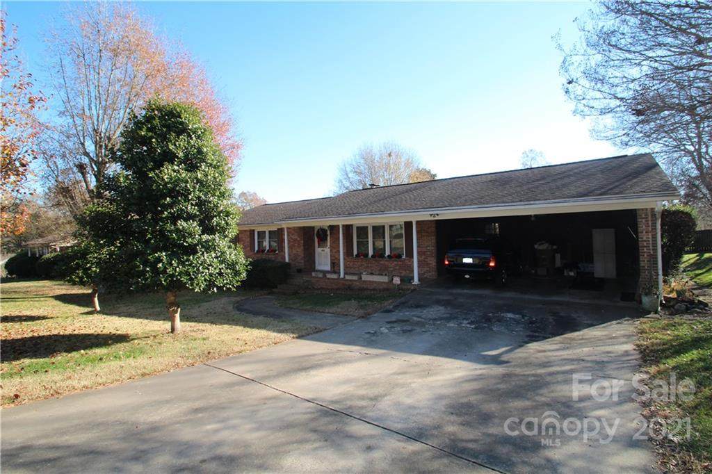 623 Dellinger Road - Photo 1