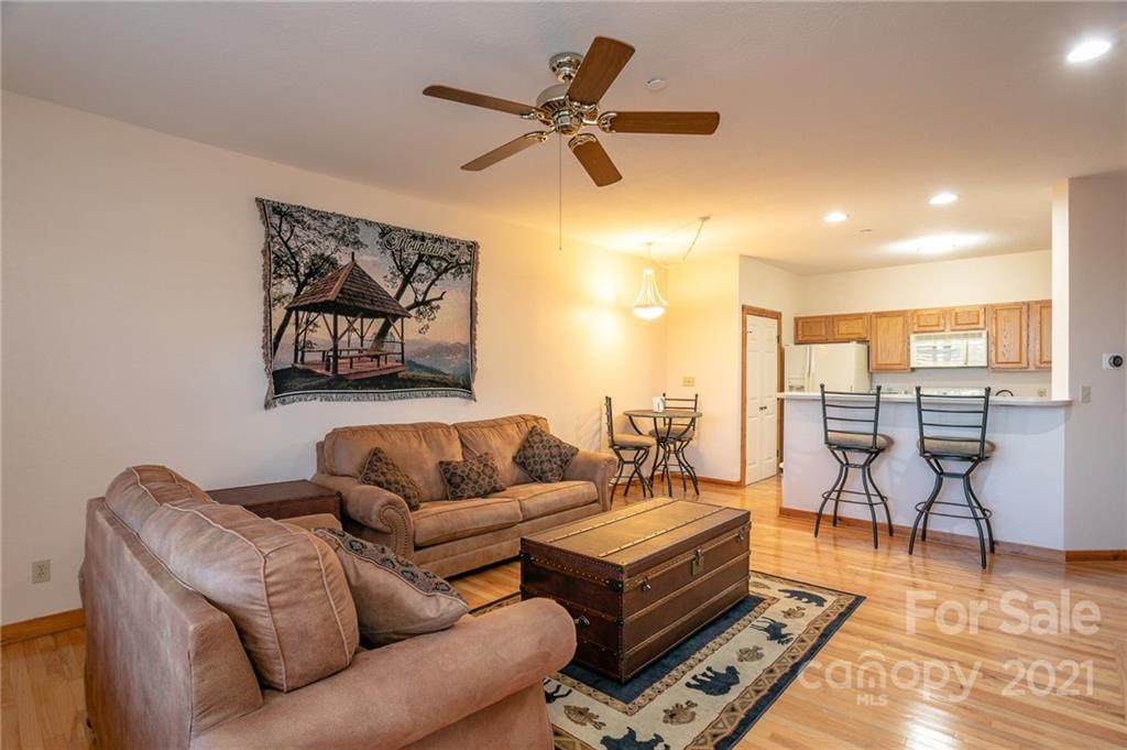 10 Stoney Falls Loop - Photo 1