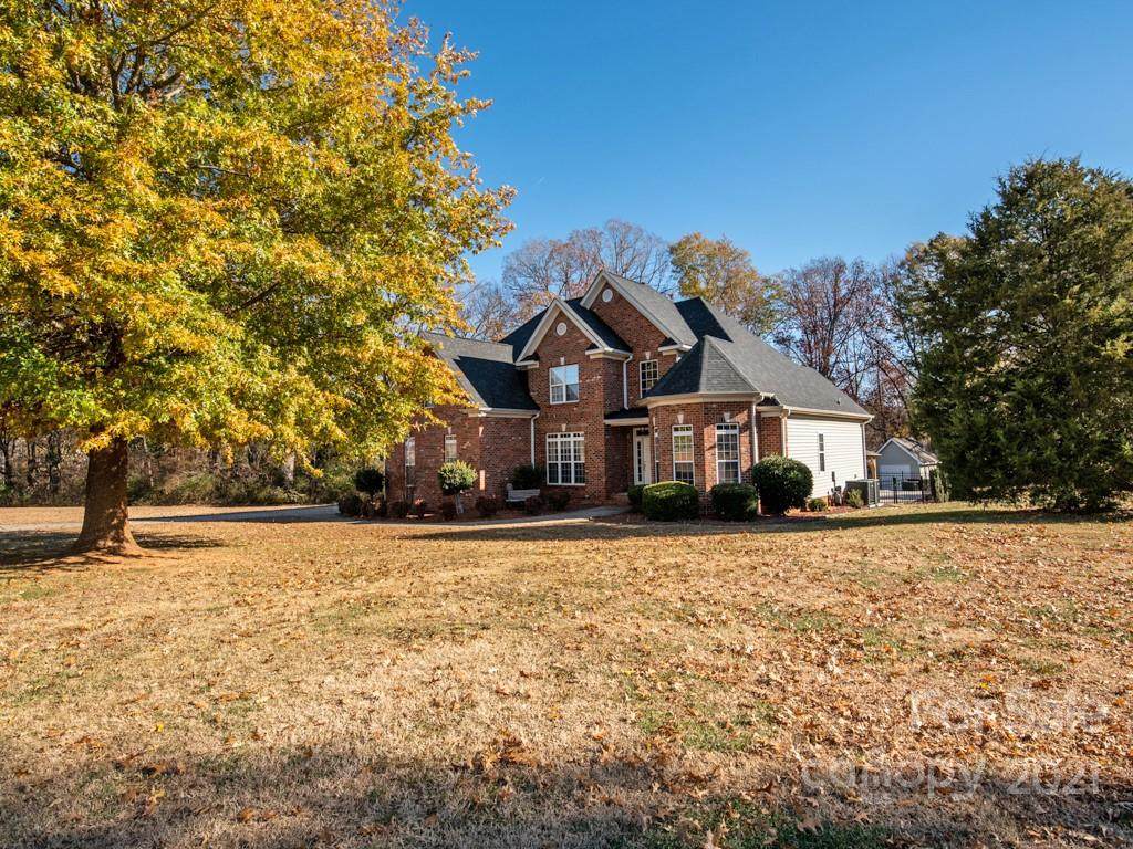 2019 Applebrook Drive - Photo 1