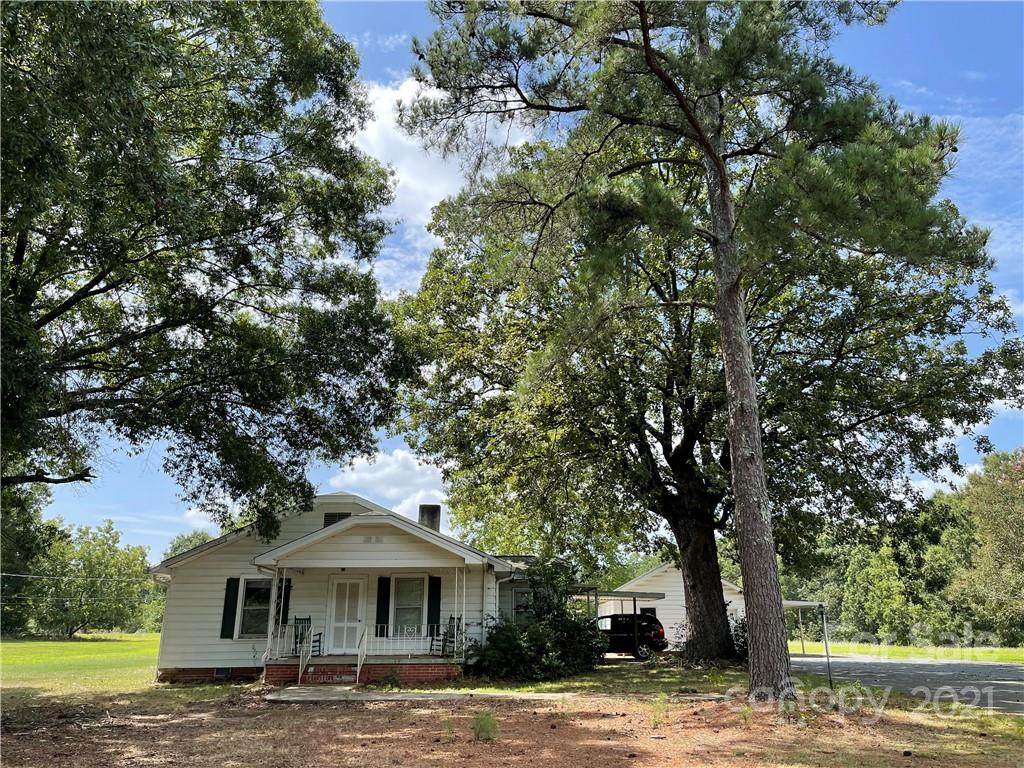 2911 Old Charlotte Highway - Photo 1