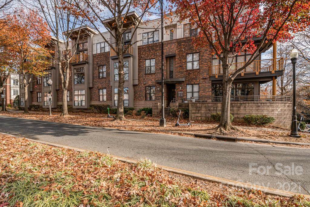 734 Davidson Street - Photo 1