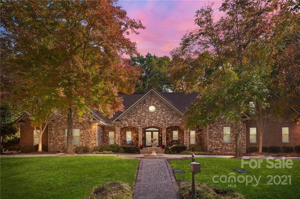 420 Hagen Court - Photo 1