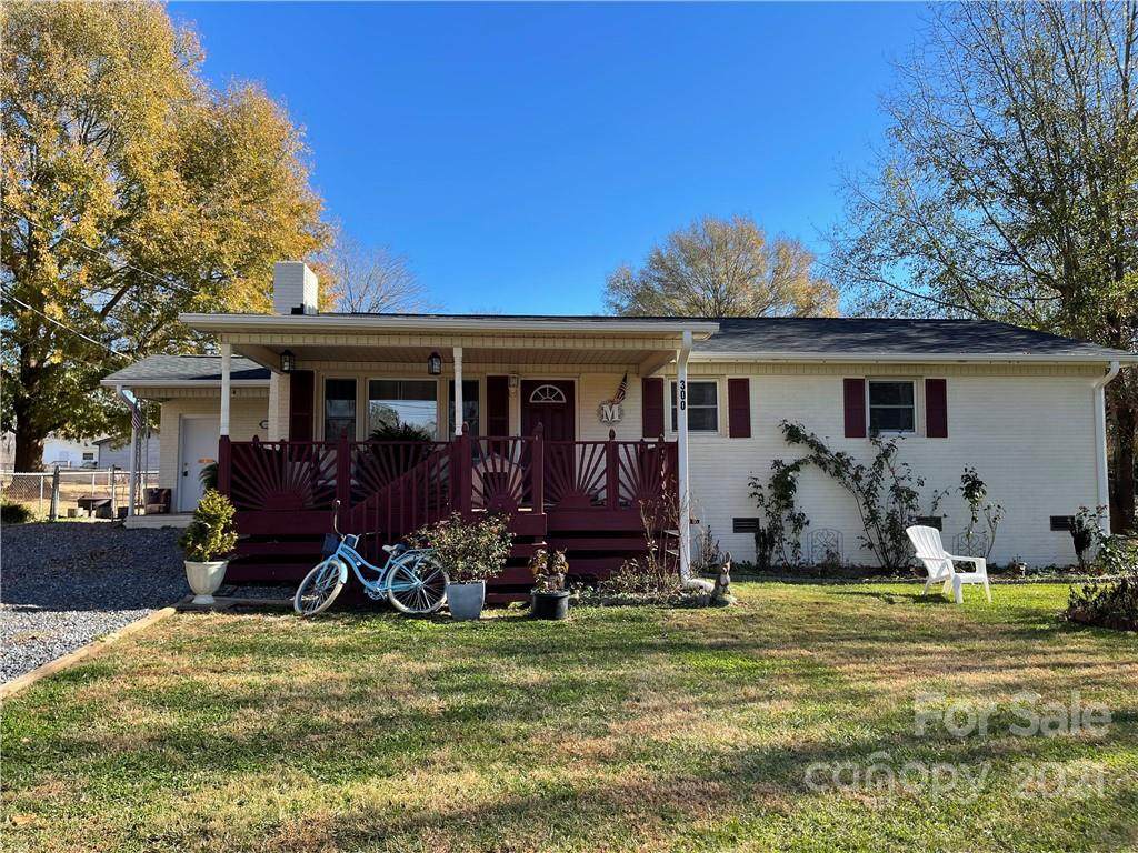 300 Westlee Street - Photo 1