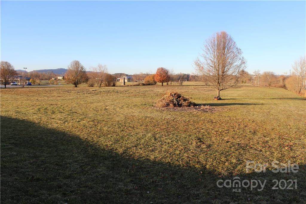 106 Hooper Lane - Photo 1