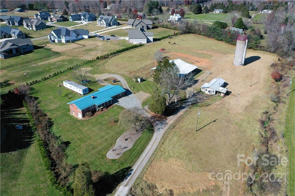 230 Old Turnpike Road - Photo 1