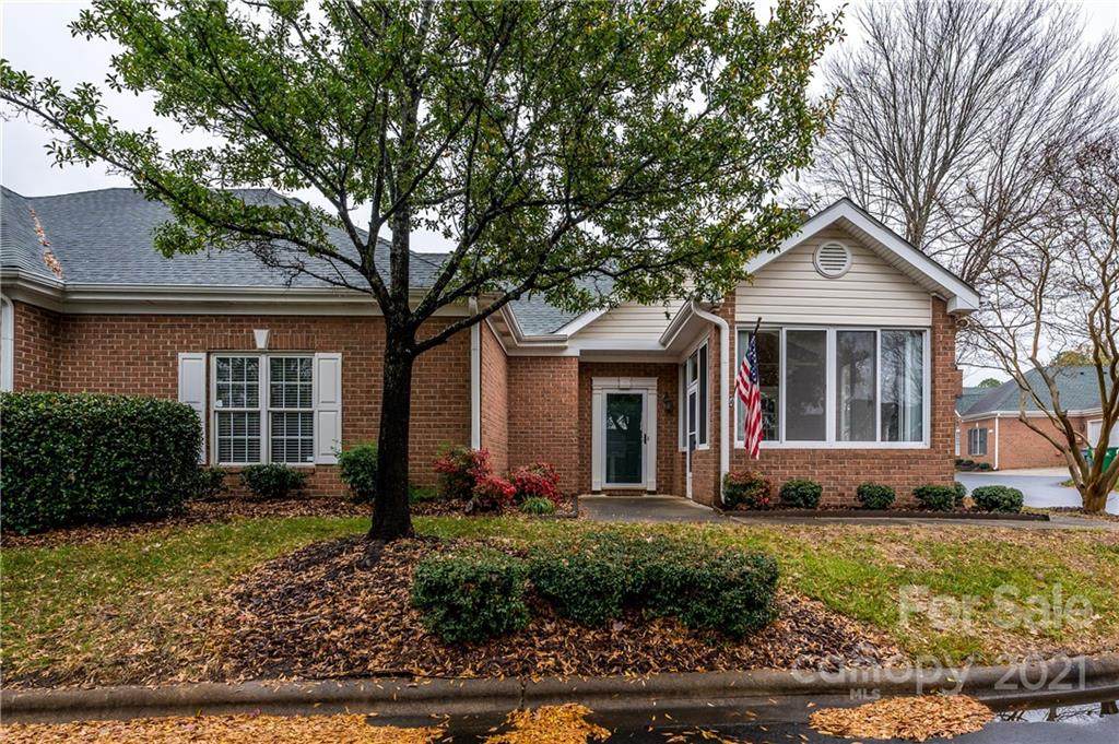 11357 Olde Turnbury Court - Photo 1