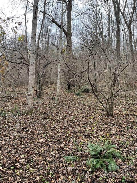 218 Valley Overlook Drive - Photo 1