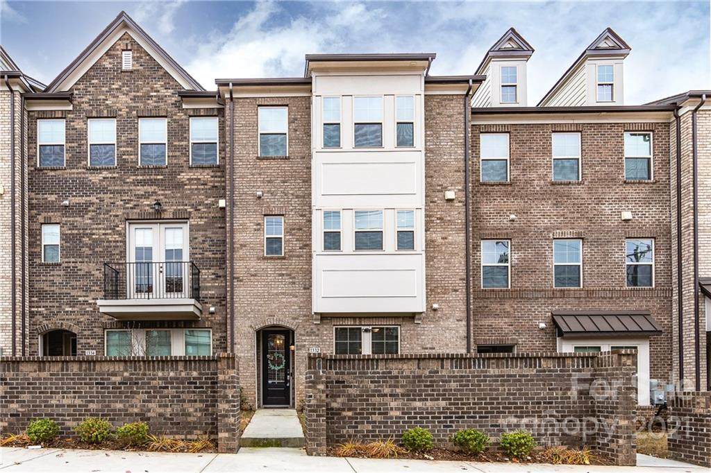 1332 Woodlawn Road - Photo 1