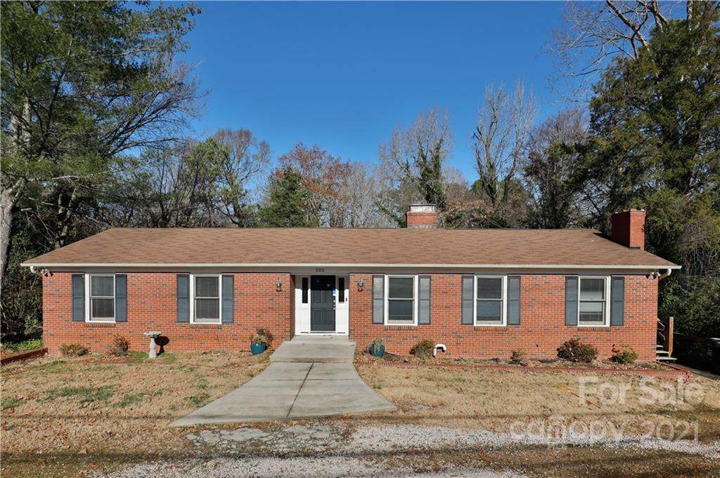 325 Crestside Drive - Photo 1
