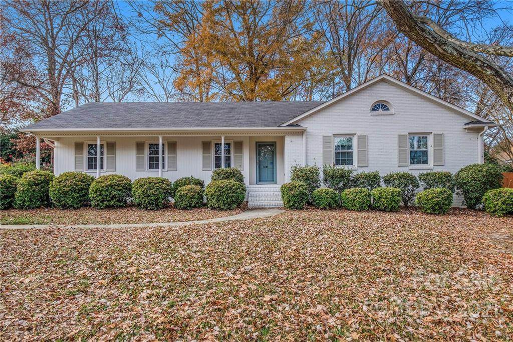 1207 Redcoat Drive - Photo 1