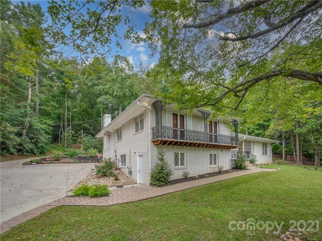 745 Charlotte Highway - Photo 1