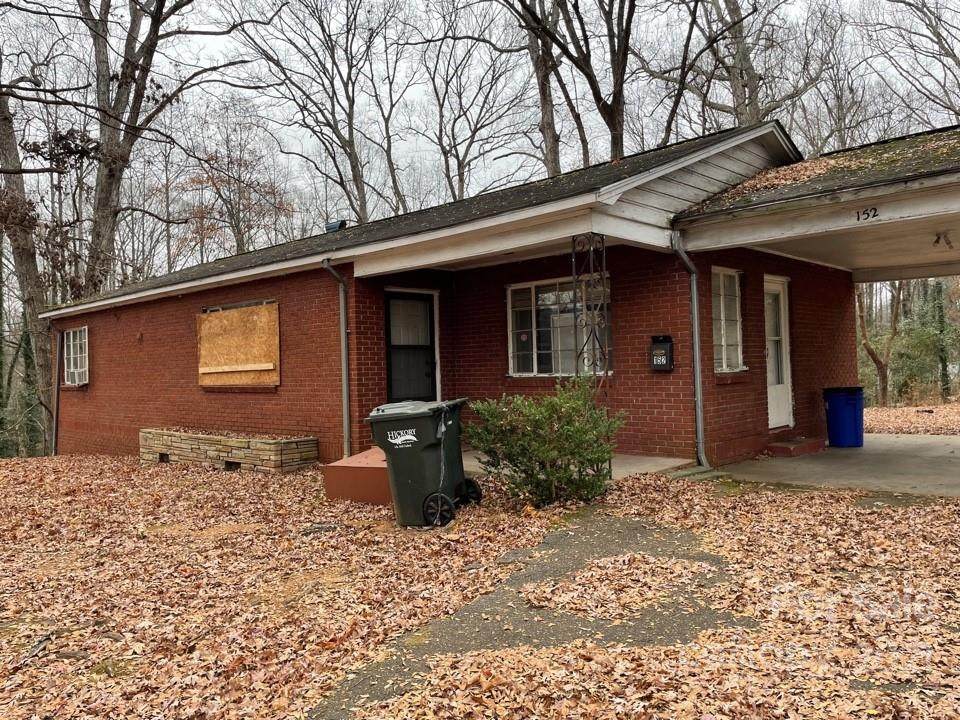152 10th Avenue - Photo 1