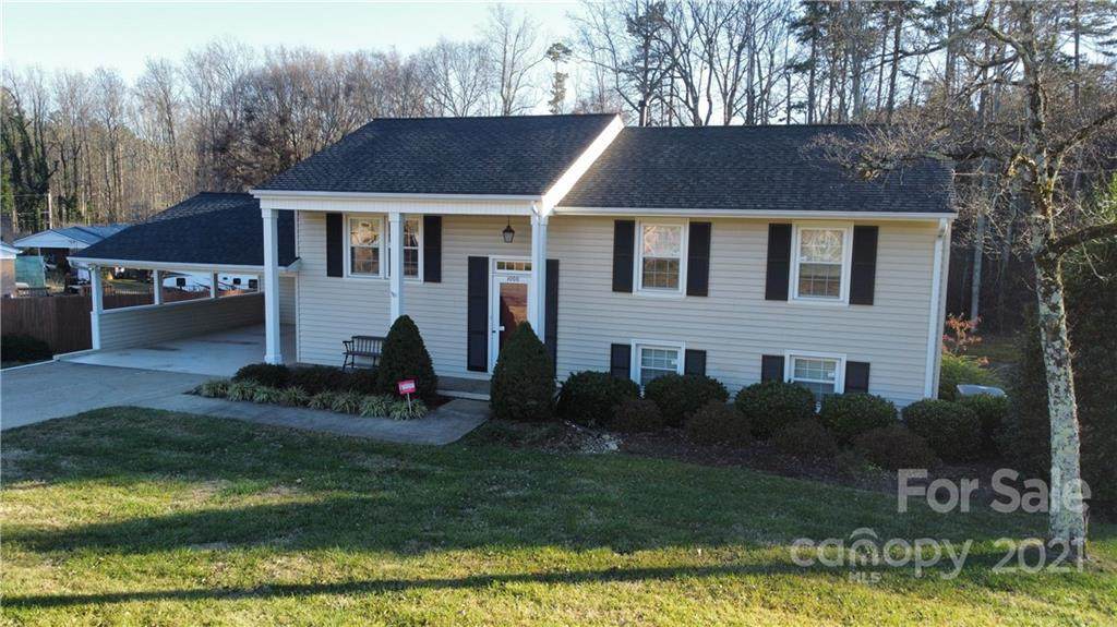 1000 Brookwood Drive - Photo 1