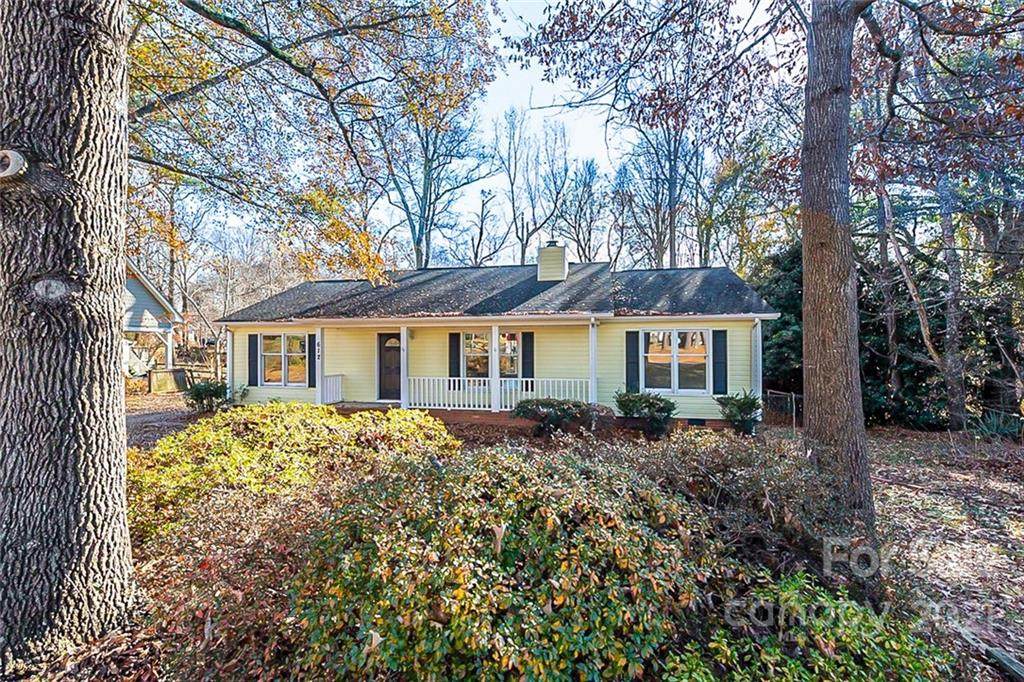 612 Briar Creek Road - Photo 1