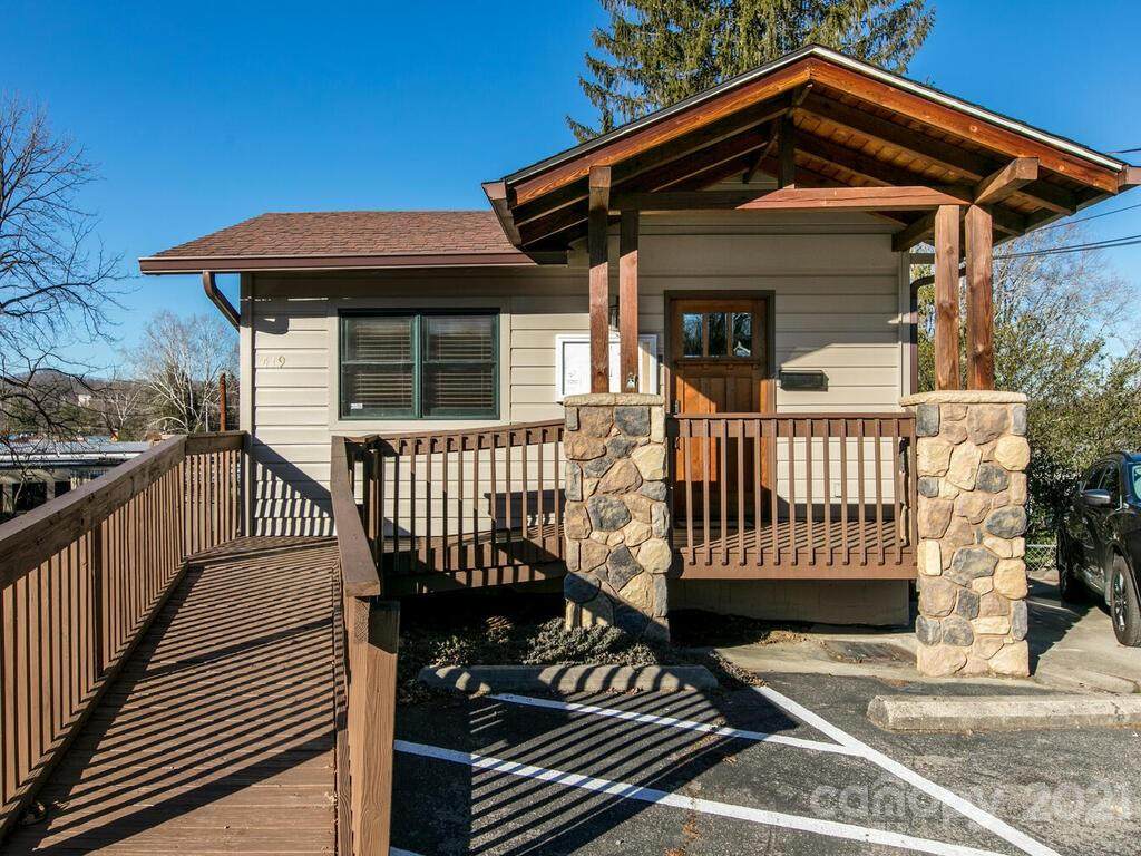 419 Walnut Street - Photo 1